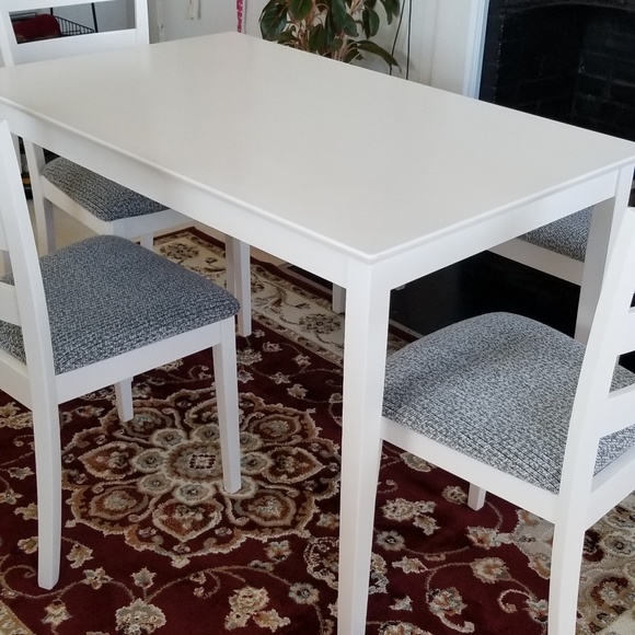 Kitchen table - Picture 3 of 3